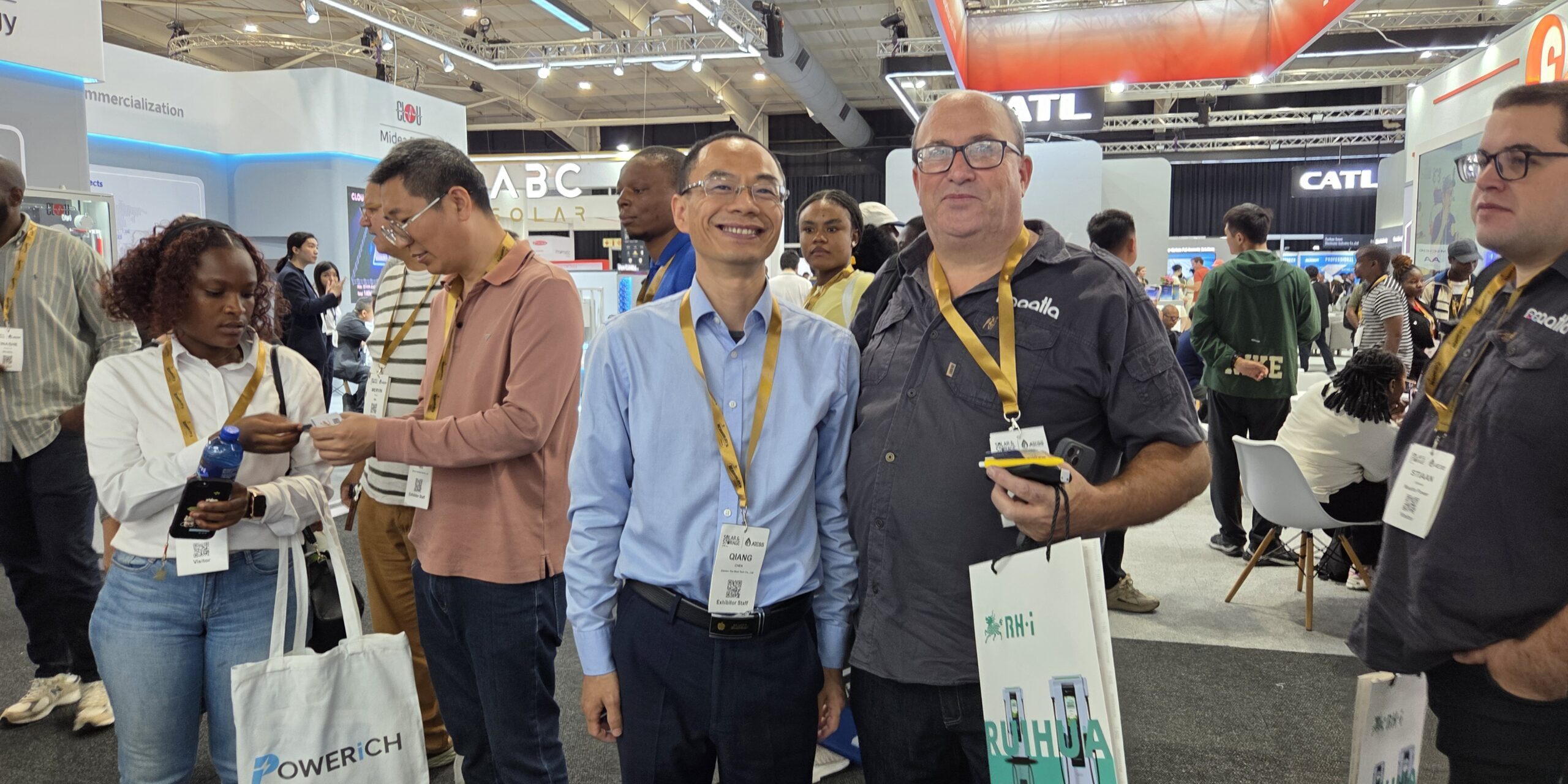 4b5040a7e063b59c1dbd57019d4ab1e8